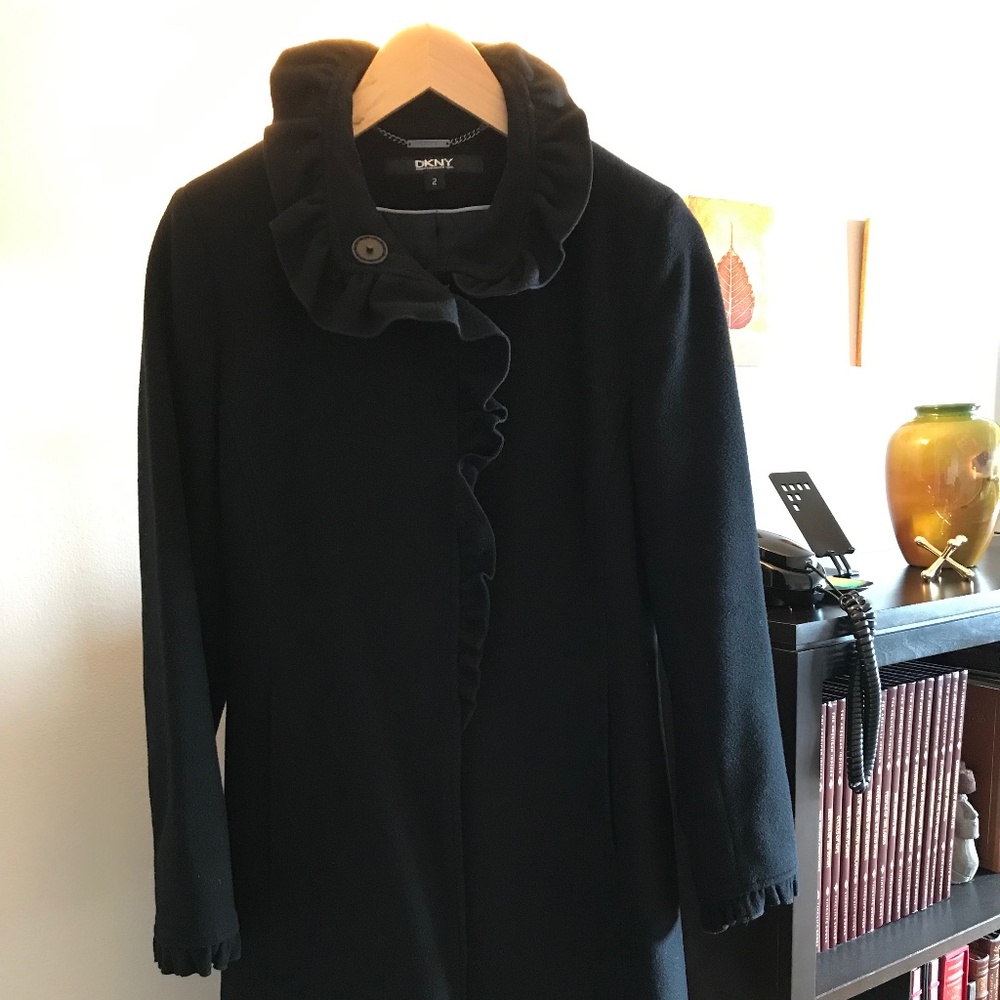 Elegant DKNY Black Wool Coat with ruffle detail Size 2